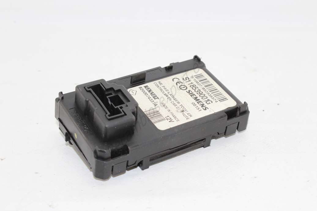 Modulo lector de tarjeta Renault Megane 8200074331A Siemens S118539001G - foto 1