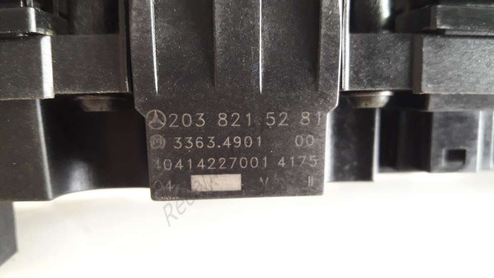 Panel de interruptores Mercedes W203 S203 2038215281 203 821 52 81 - foto 2