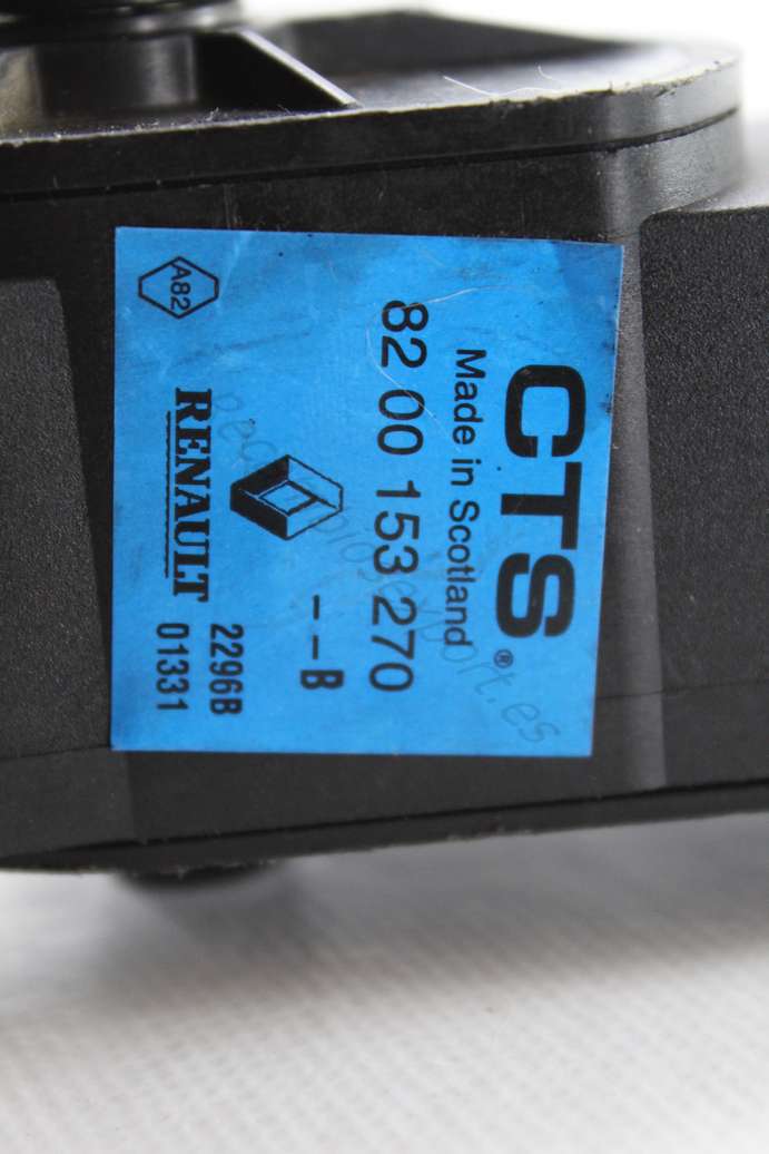 Pedal acelerador potenciometro Renault Megane 8200153270 82 00 153 270 B - foto 2