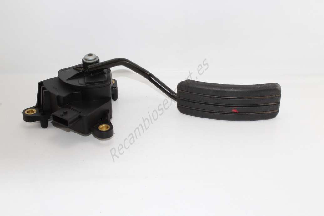 Pedal acelerador potenciometro Renault Megane 8200153270 82 00 153 270 B - foto 1