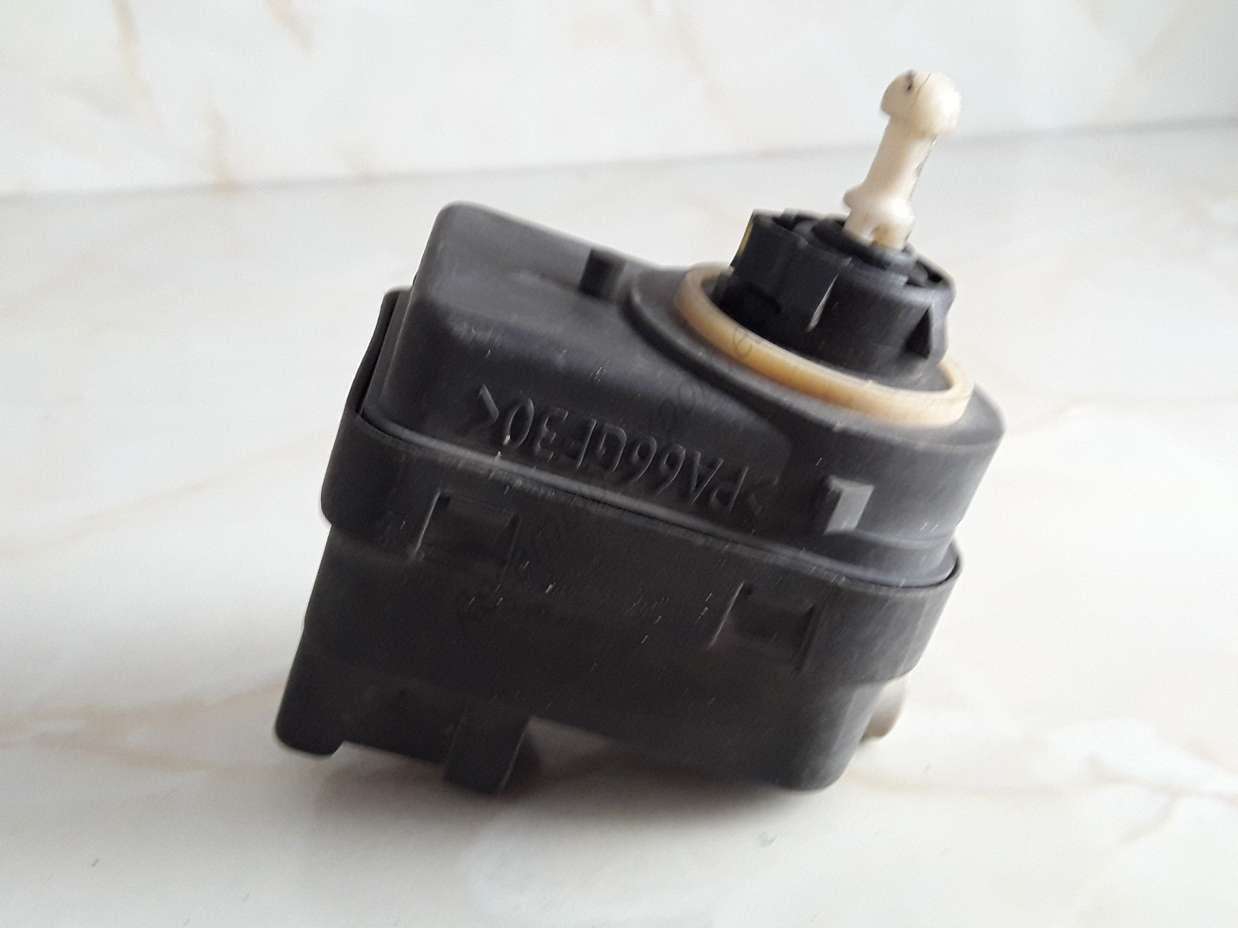 Regulacion del alcance de faros Renault S8200134594 - foto 1