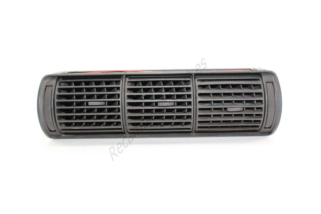 Rejilla de ventilacion Audi A4 B5 8D1820951 - foto 1