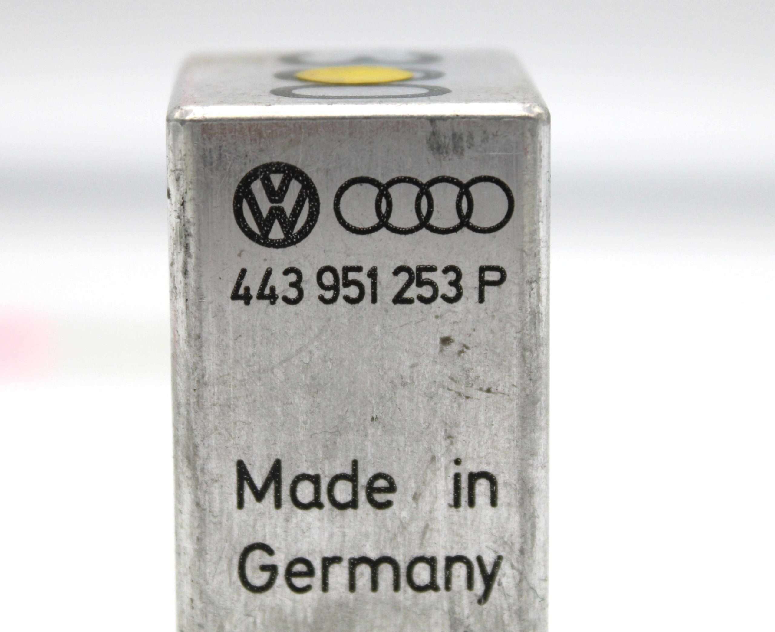Relé 300 Volkswagen Audi - foto 2