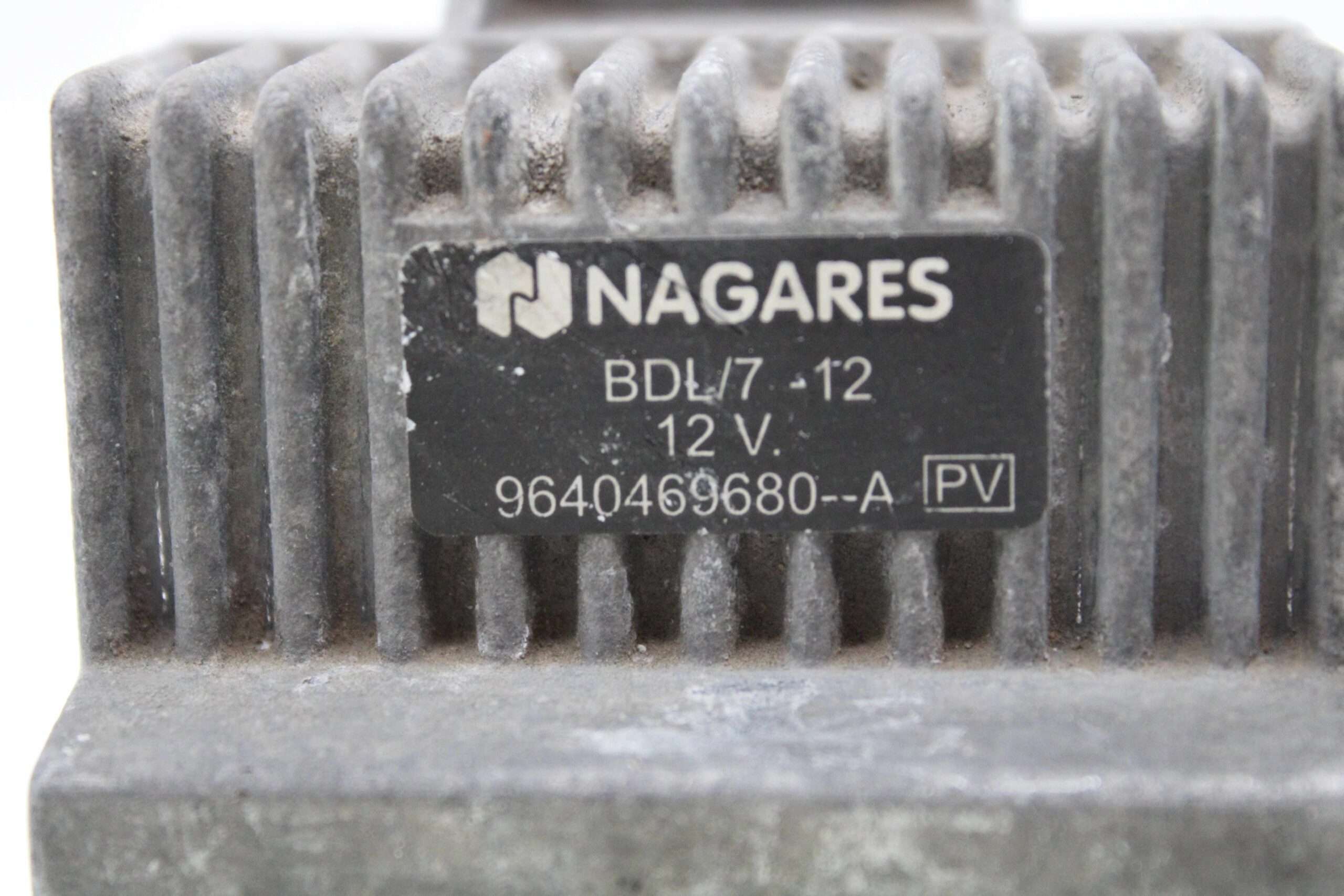 Relé Precalentamiento Peugeot Citroen NAGARES - foto 2