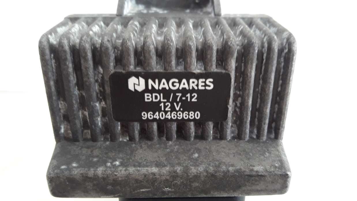Rele Pregalentamiento Grupo PSA Peugeot Citroen NAGARES 9640469680 - foto 2