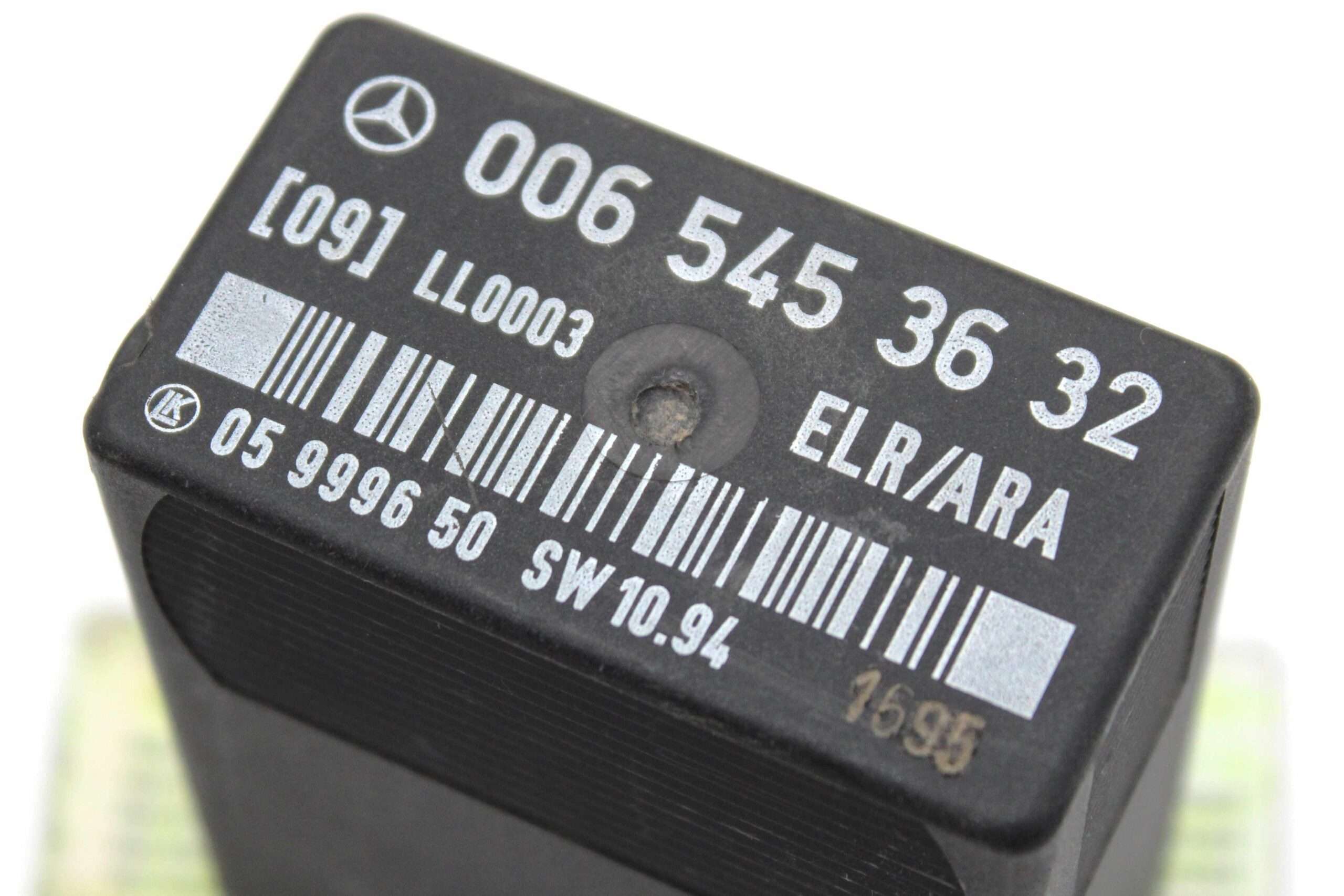 Relé Regulación de Ralentí Mercedes - foto 2