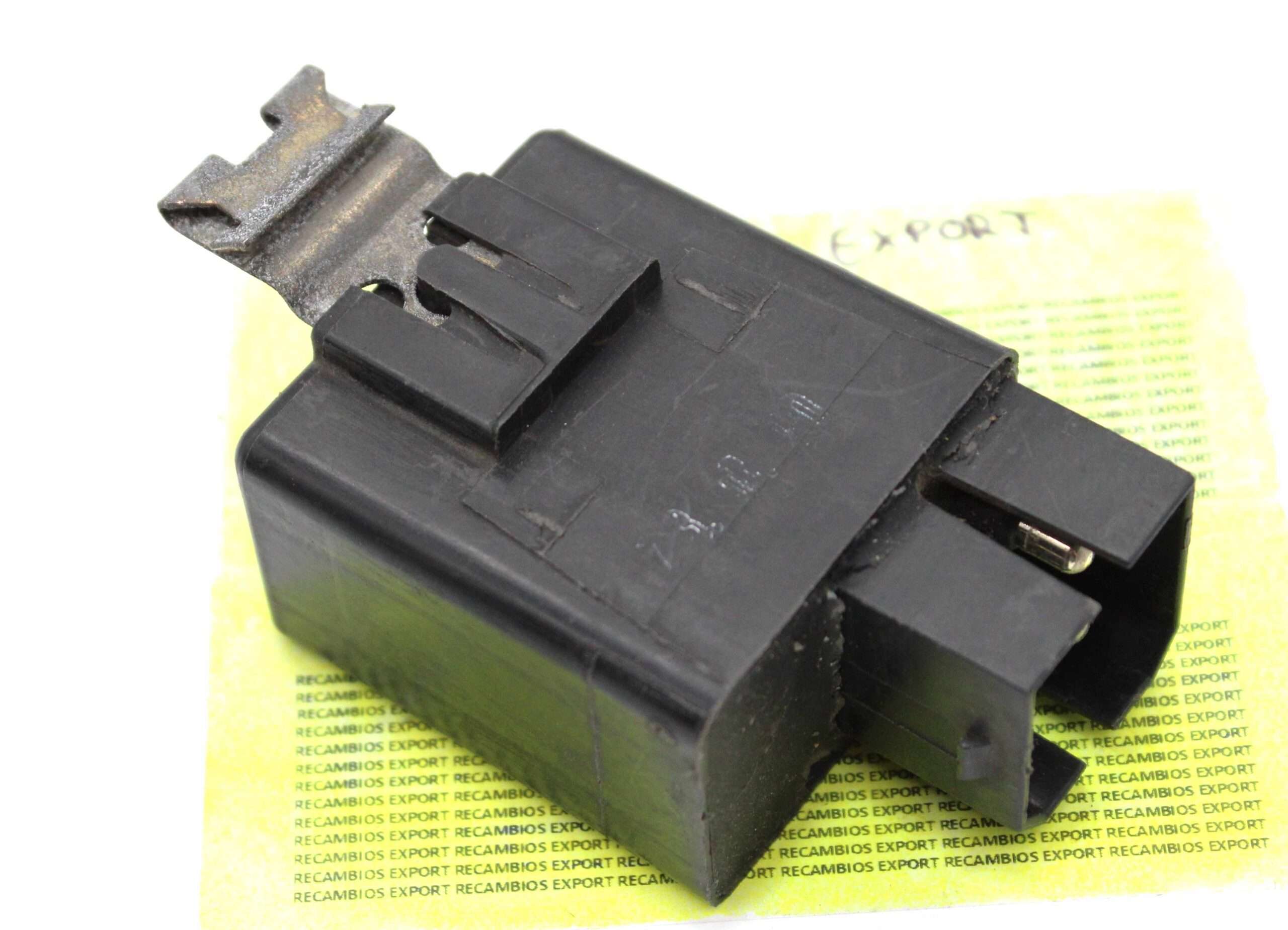 Relé de la Bomba de Combustible Volvo - foto 4