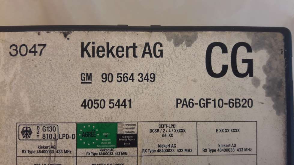 Centralita cierre Opel Vectra B Zafira Astra G 90564349 CG 40505441 4050 5441 PA6-GF10-6B20 - foto 2