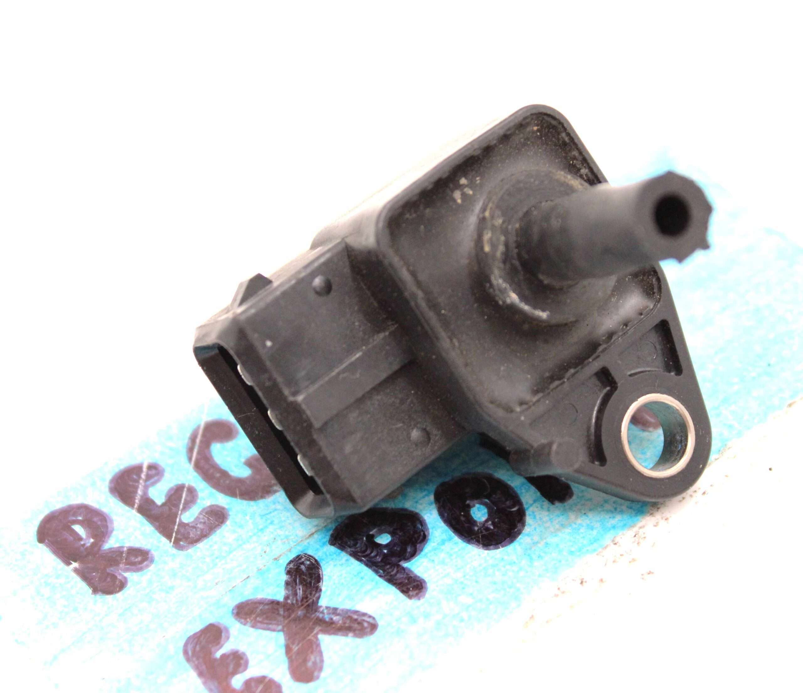 Sensor de Presión Audi A6 C4 Volvo - foto 4