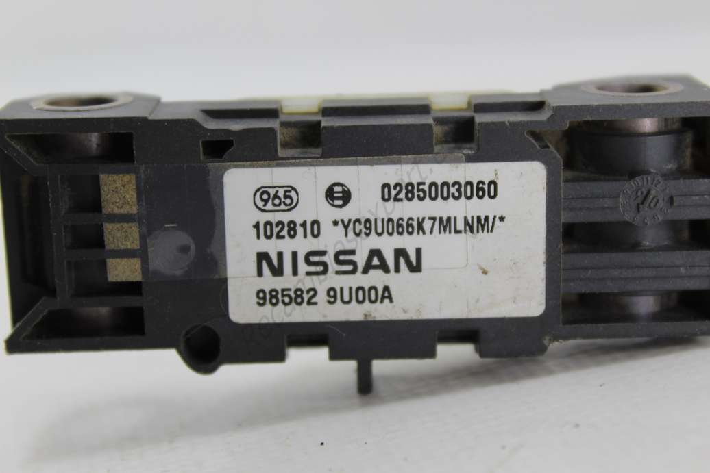Sensor de airbag Nissan Note 985829U00A 98582 9U00A Bosch 0285003060 - foto 2