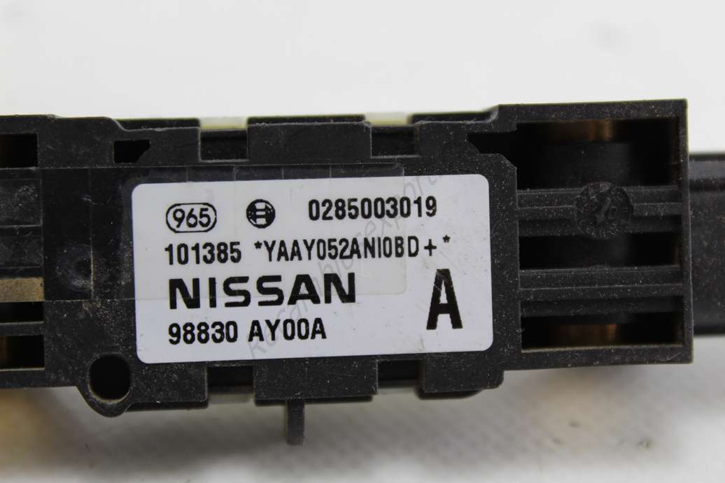Sensor de airbag Nissan Primera Almera Micra 98830AY000A 98830 AY000A BOSCH 0285003019 - foto 2