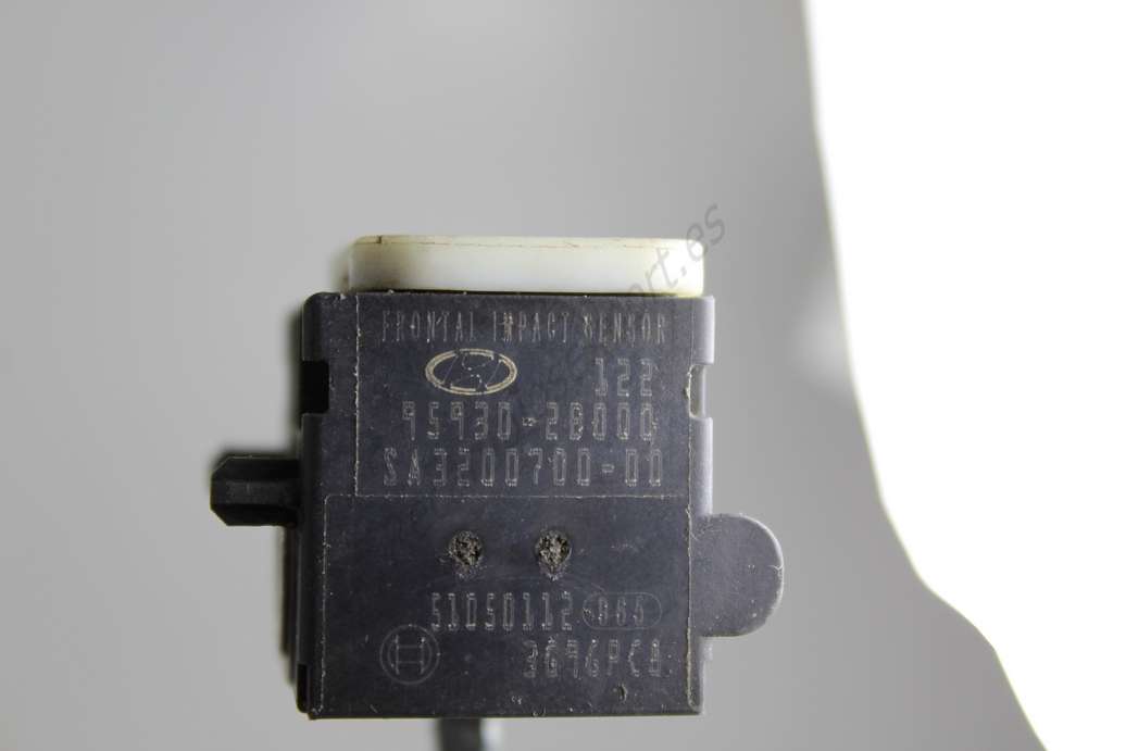 Sensor de impacto de airbag Hyundai Santa 959302B000 95930-2B000 SA320070000 SA3200700-00 51050112 - foto 2