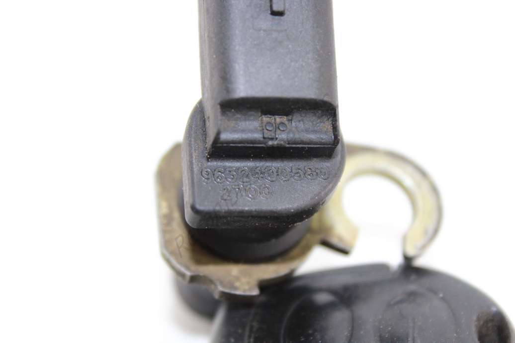 Sensor de revoluciones motor Peugeot Citroen Fiat Suzuki 9632400580 - foto 2