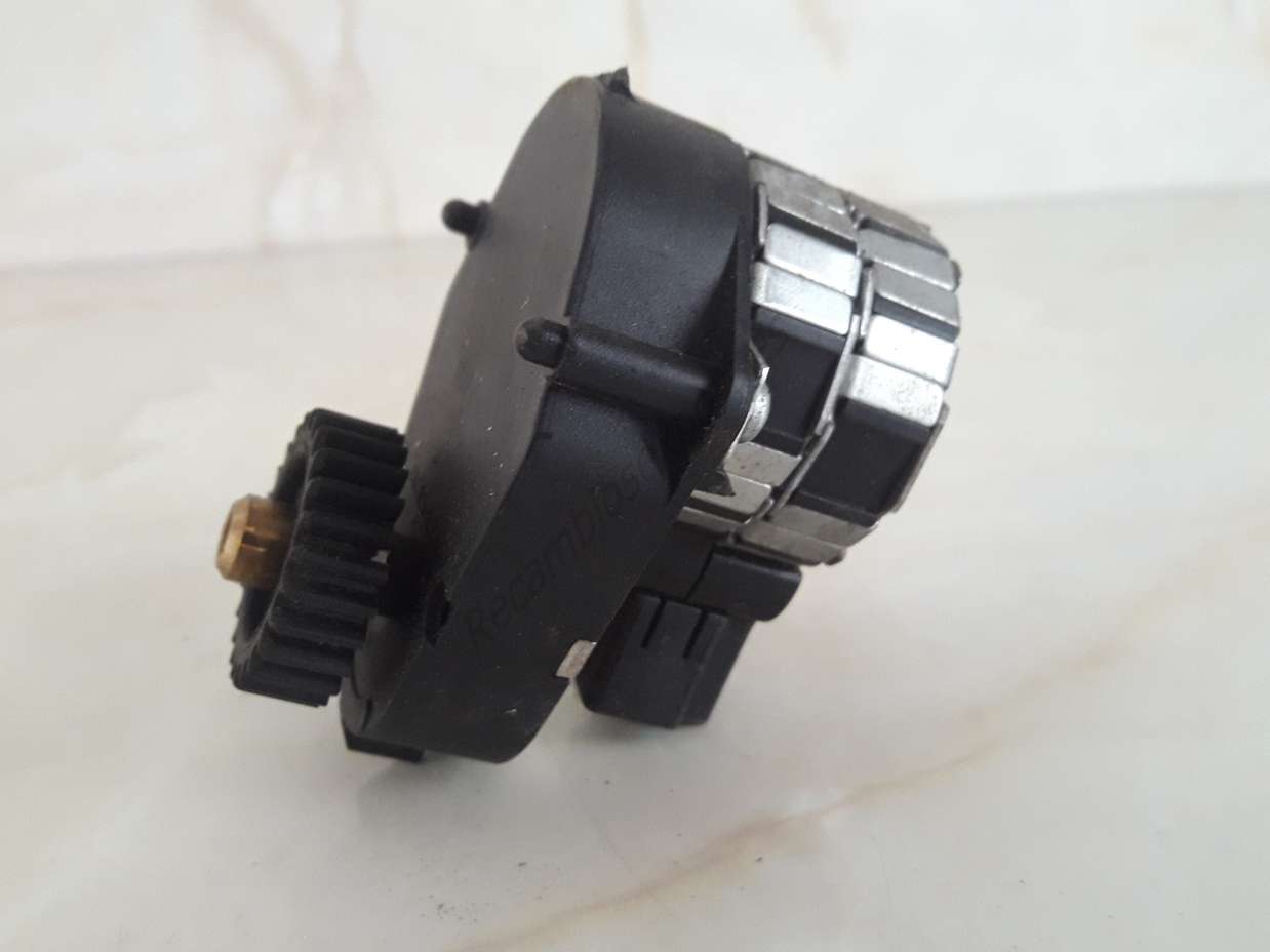 Servomotor calefaccion Renault Laguna 9094802545 90.948.02 545 - foto 1