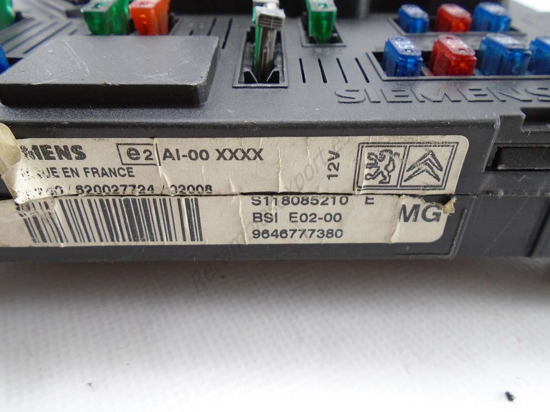 Sicherungskasten Peugeot Citroën 9646777380 SIEMENS S118085210E BSI E02-00 - foto 2