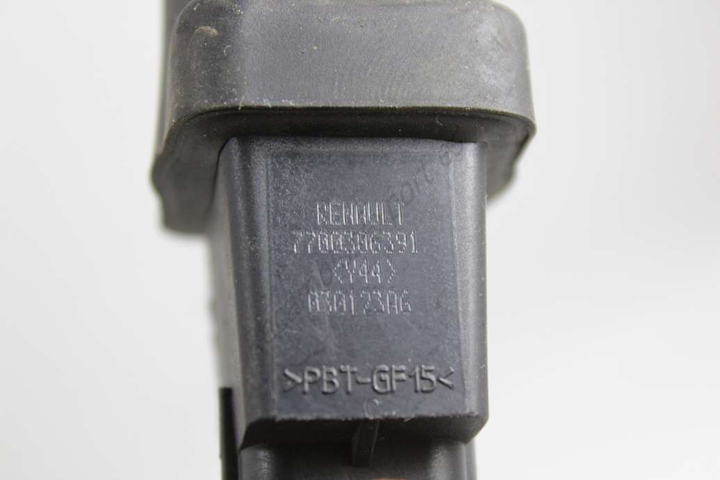 Valvula corte combustible Renault Laguna 7700306391 - foto 2