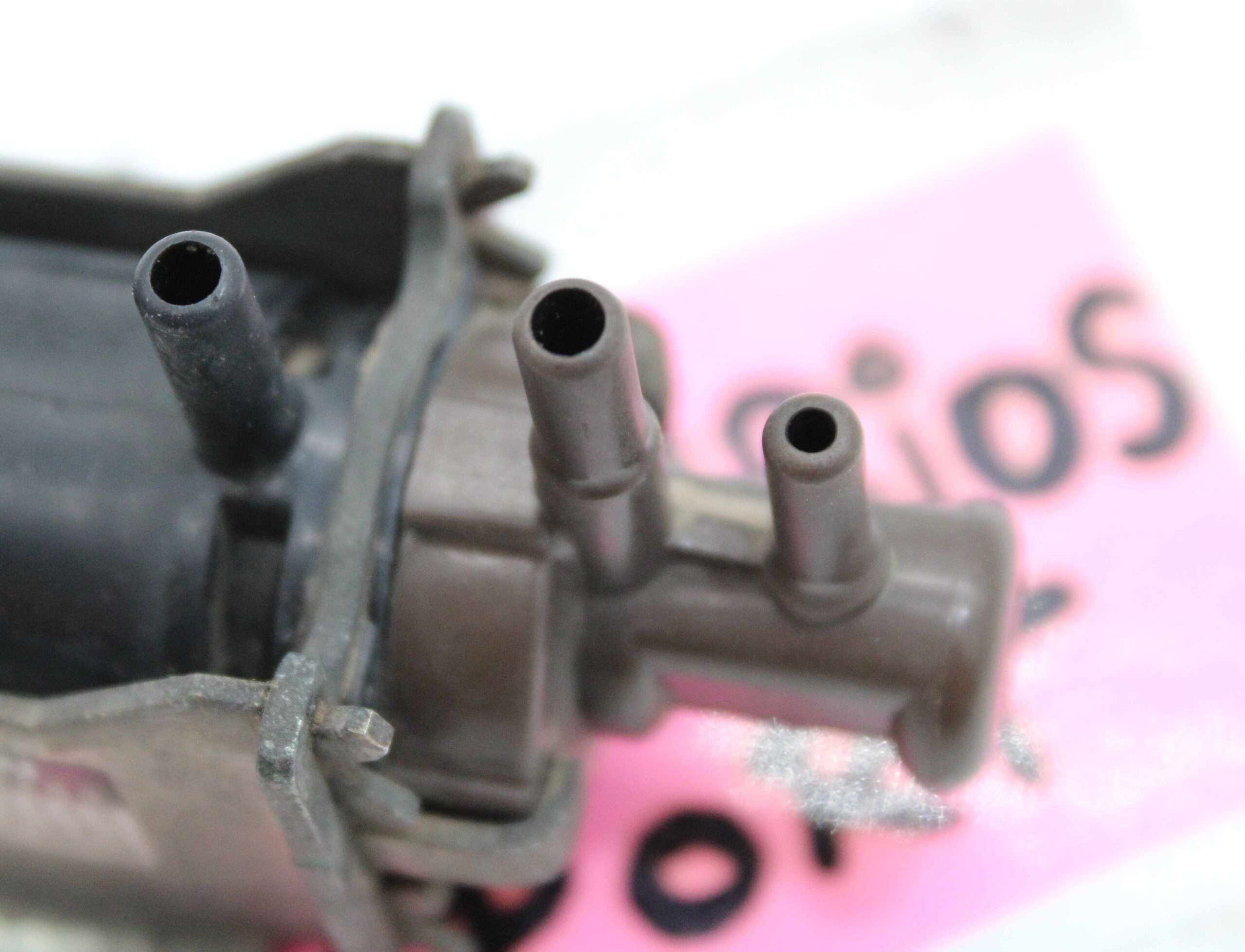 Válvula de Solenoide Nissan Patrol Terano - foto 4
