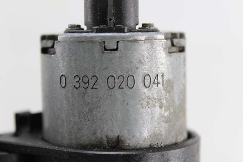 Valvula intercambio de calefaccion BMW E39 E38 1147412135 1 147 412 135 0392020041 0 392 020 041 - foto 3