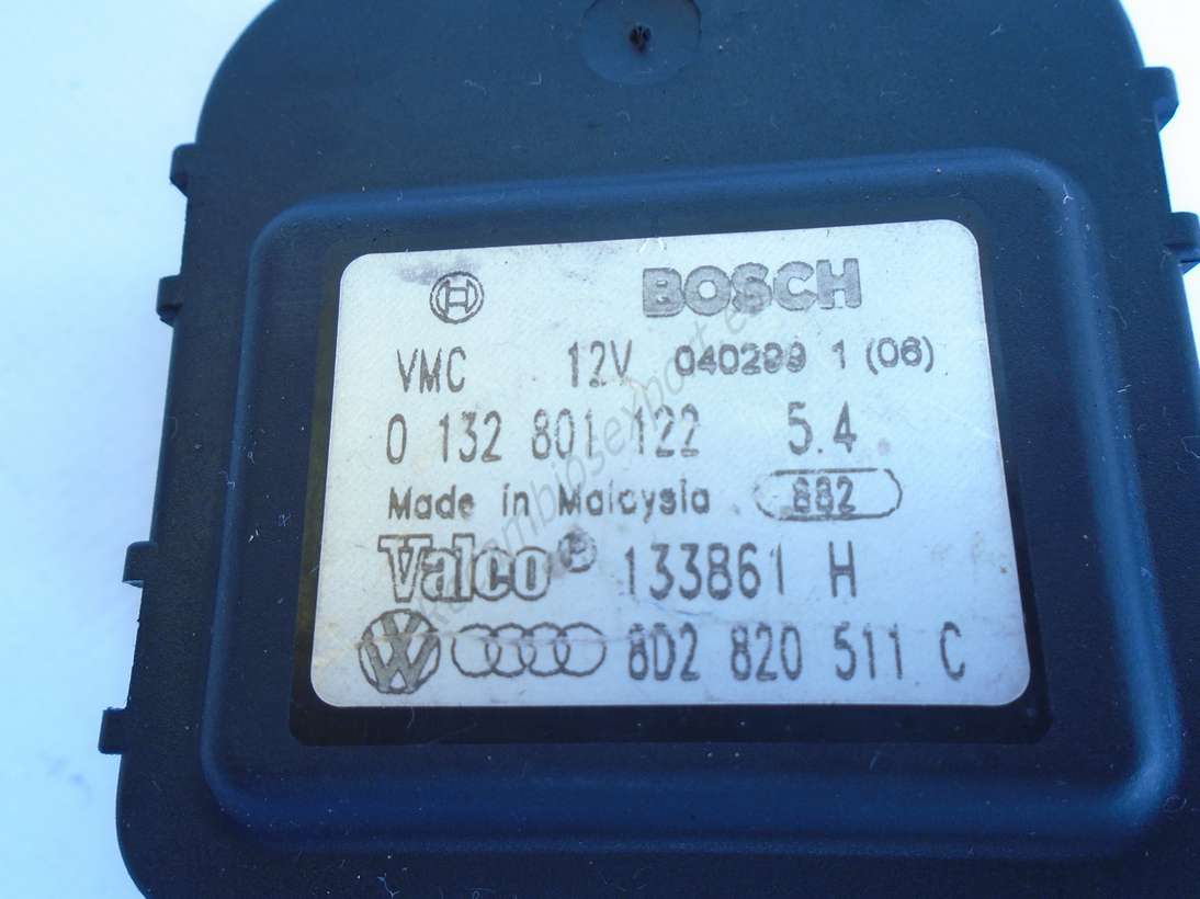 Actuador calefaccion VW GOLF 8D2820511C 8D2 820 511 C 0132801122 0132801122 0 132 801 122 - foto 2