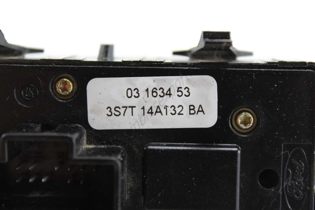 Botonera Elevalunas Ford Mondeo 3   3S7T14A132BA 3S7T 14A132 BA - foto 2
