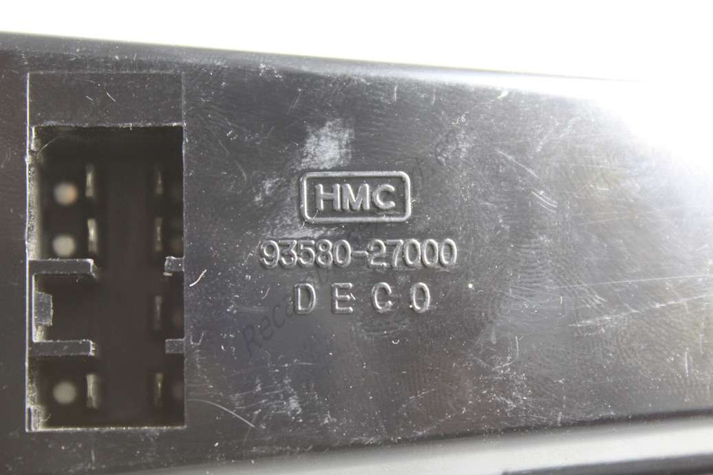 Botonera de elevalunas Hyundai Coupe 621W01840 606W00881 9358027000 93580-27000 DECO - foto 4