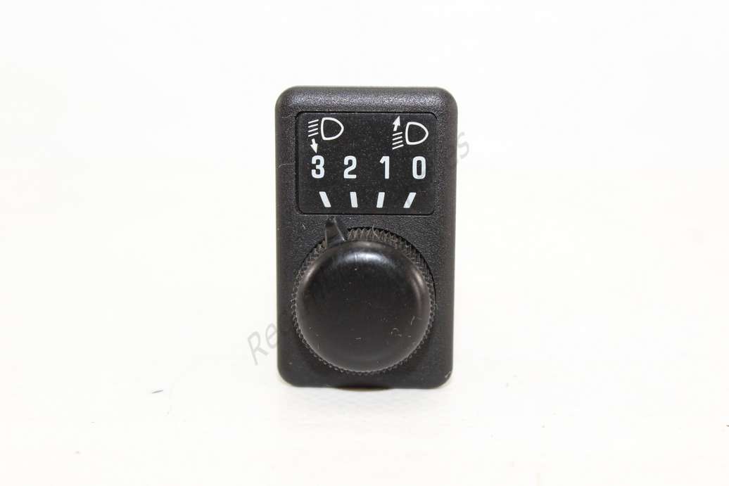 Botonera de regulacion de faros Nissan 8Z10W - foto 1