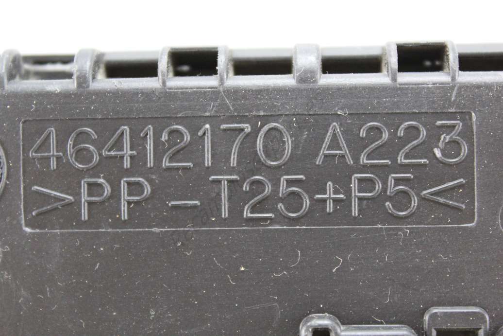 Caja de fusibles Fiat Punto 46412170A223 46412170 A223 - foto 2