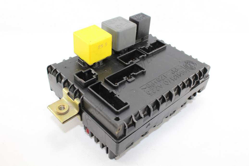 Caja de fusibles Fiat Punto 46412170A223 46412170 A223 - foto 1