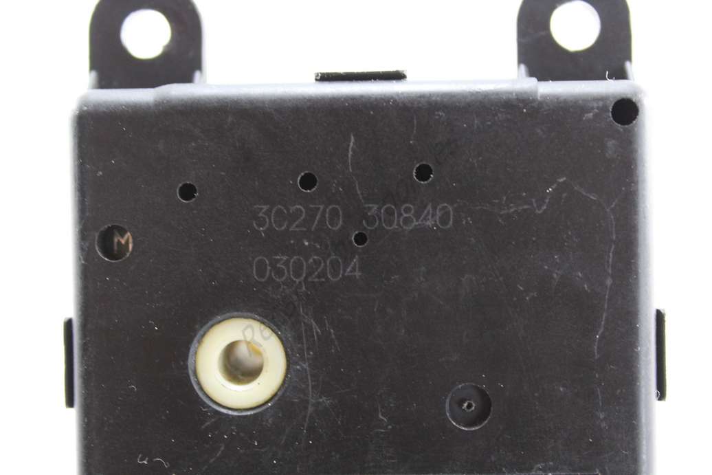 Calefacción actuador Nissan Primera Almera 3C27030840 3C270 30840 030204 - foto 2