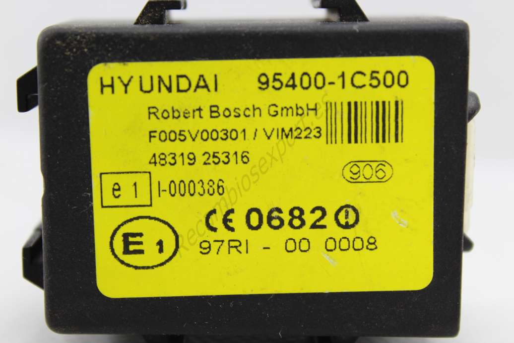 Control de la unidad de alarma inmovilizador módulo Hyundai Getz 954001C500 95400-1C500 BOSCH F005V00301 - foto 2
