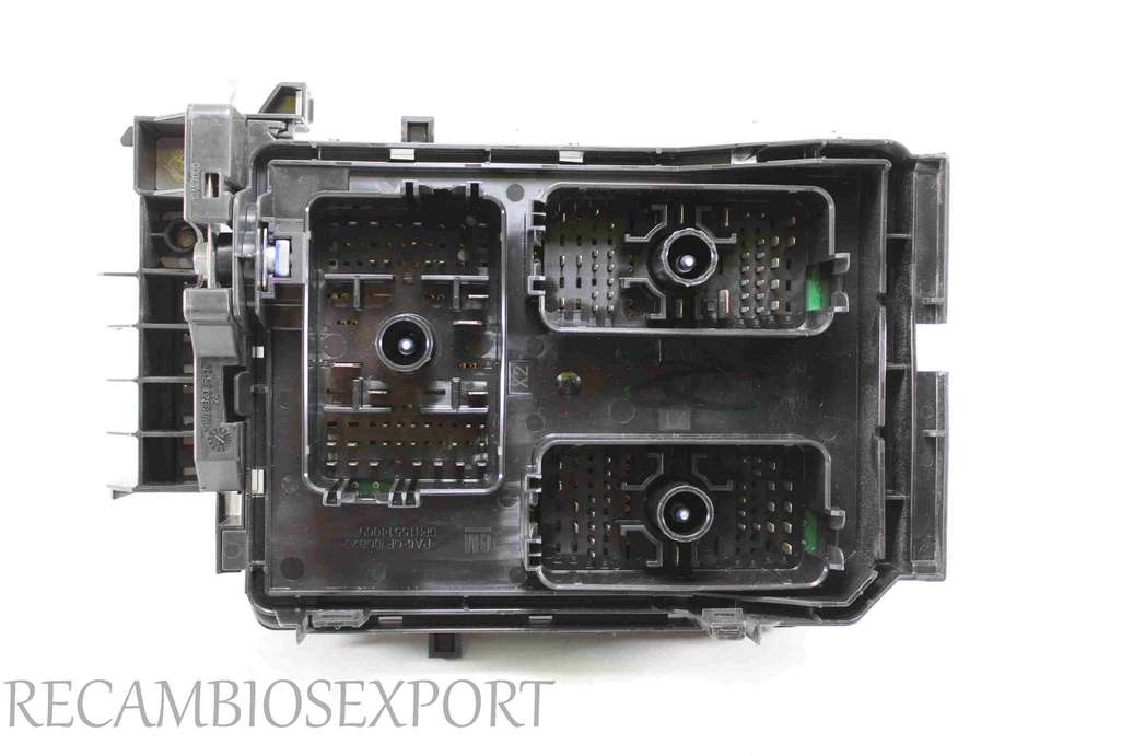 Caja de fusibles Opel Astra Chevrolet Camaro 39040853 812461952 - foto 2