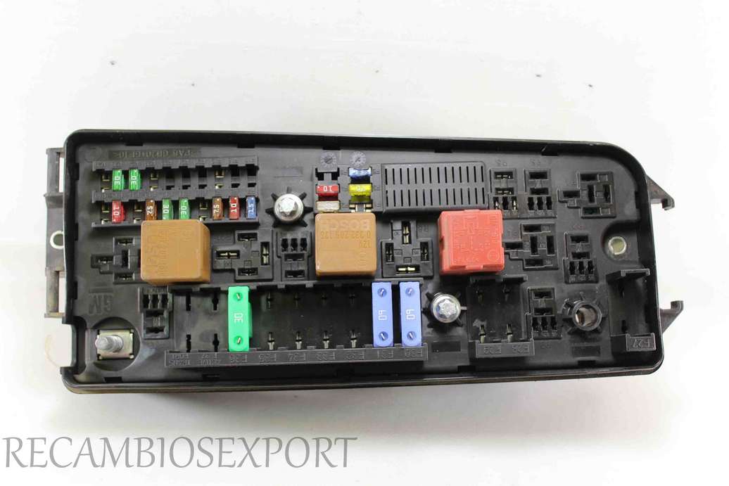 Caja de fusibles Opel Vectra C Signum 13144709 13 144  709 519066005 UQ - foto 1