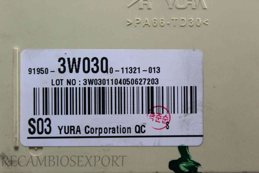 Caja de fusibles KIA Sportage 919503W030 91950-3W030 - foto 3