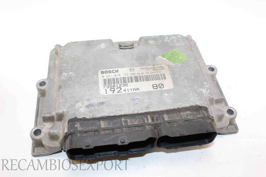 Centralita del motor ECU Fiat Stilo 73501236 0281010738 0 281 010 738 28SA5661 19241YAA80 19241YAA 80 - foto 1