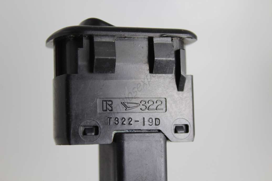 Interruptor de calefaccion Daihatsu Terios T32219D T322-19D T322I9D - foto 2