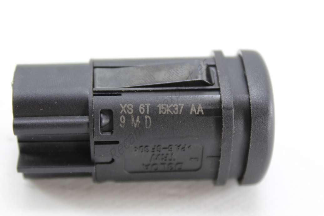 Interruptor de calefaccion Ford Fiesta XS6T15K37AA XS 6T 15K37 AA - foto 2