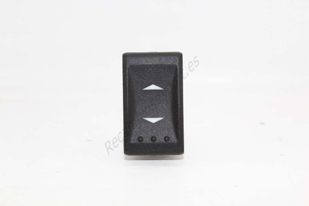 Interruptor de elevalunas Ford Mondeo 1S7T14529AB 03163201 03 1632 01 - foto 1