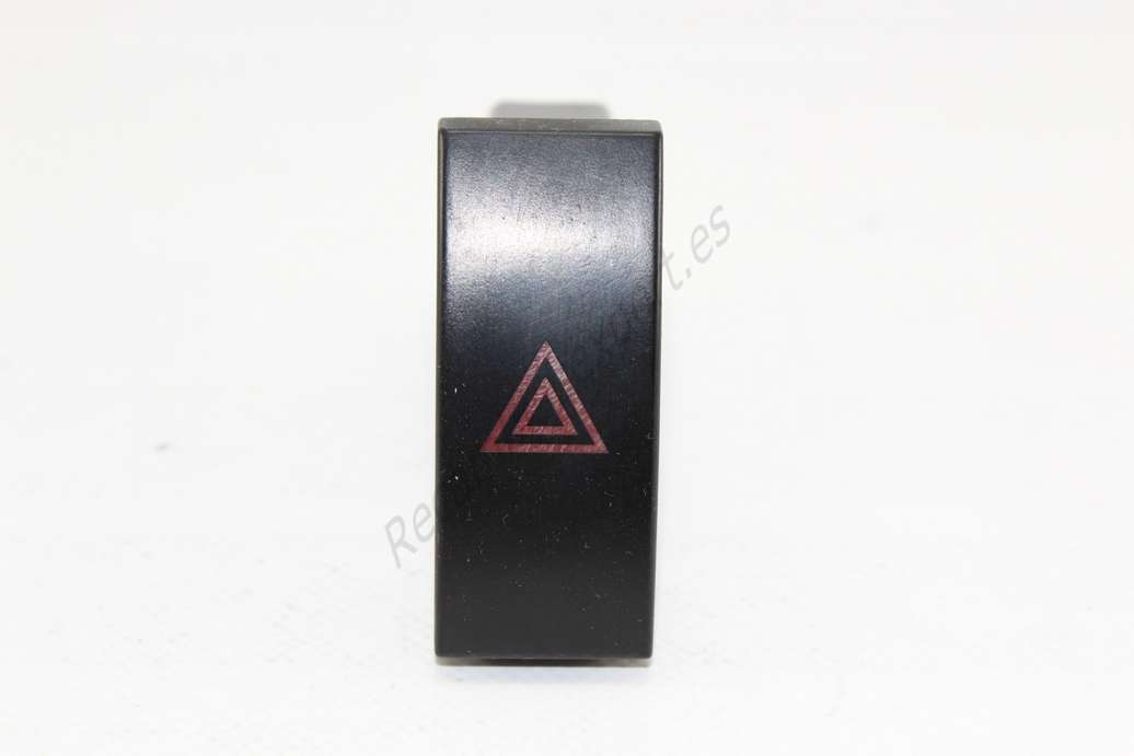 Interruptor de emergencia Hazard Ssangyong Rexton 864W0140F4 864W0140 F4 - foto 1