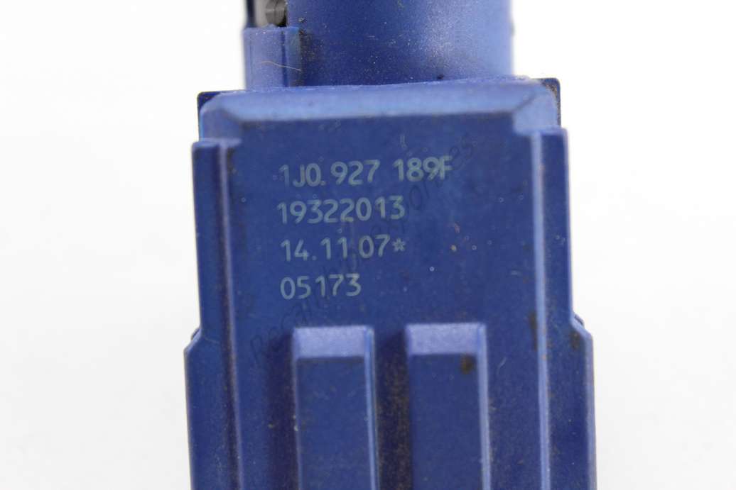 Interruptor de la luz de freno VW Volkswagen Polo Golf Jetta Passat 1J0927189F 1J0 927 189F 19322013 - foto 2