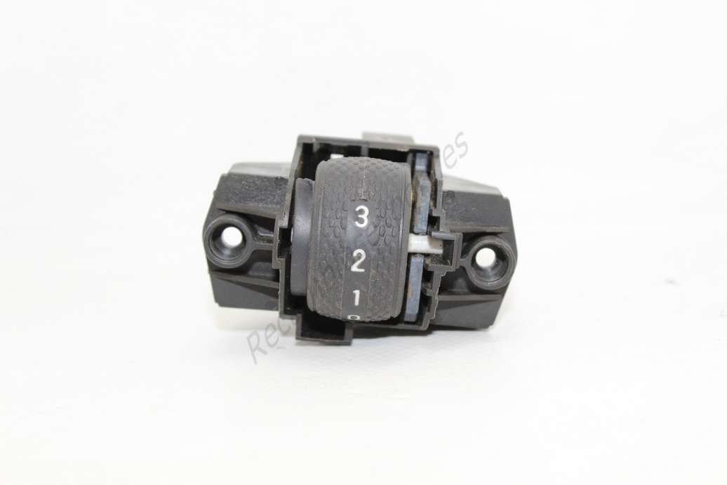 Interruptor de luz Fiat Bravo 735245022 54987B011 54987 B 011 - foto 1