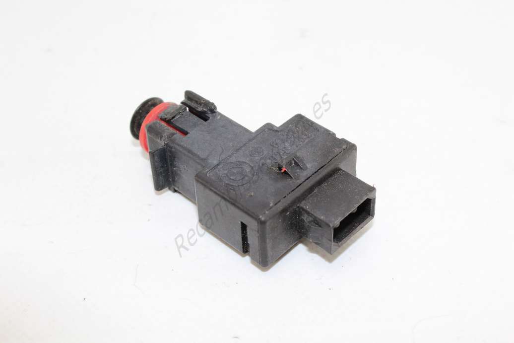 Interruptor de luz de freno BMW E24 E28 E30 61311378209 61.31-1 378 209 - foto 1