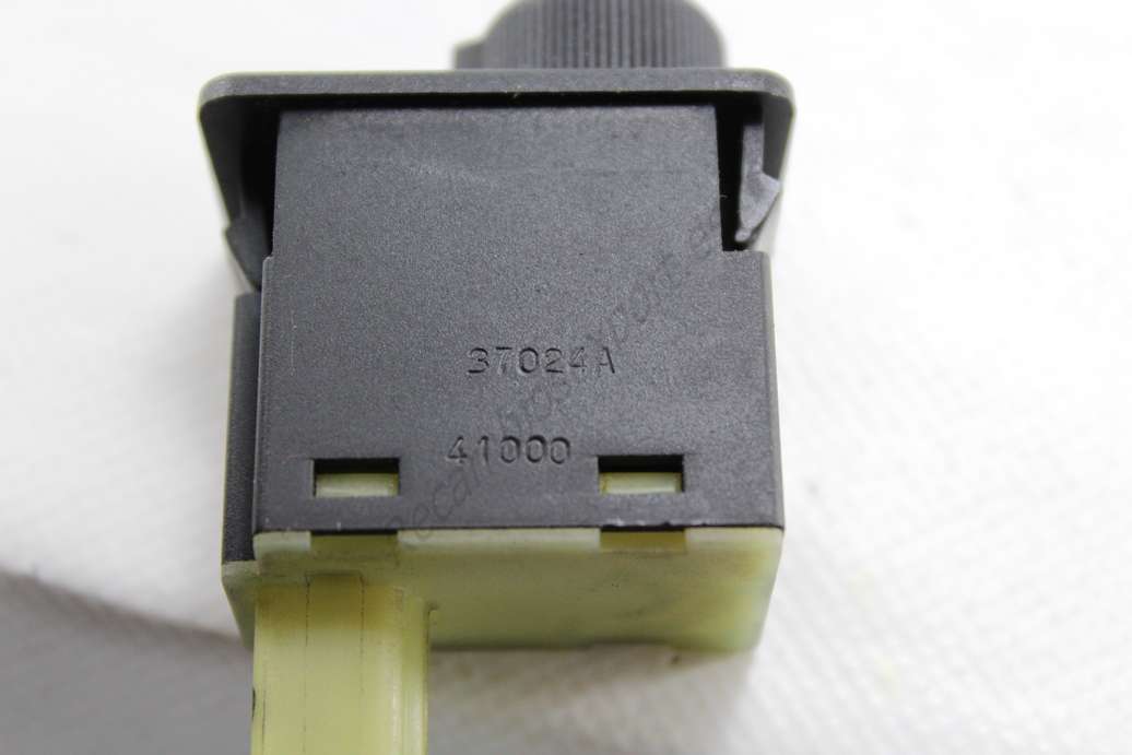 Interruptor de nivelación de faros Nissan Almera 37024A 41000 37024A41000 - foto 2