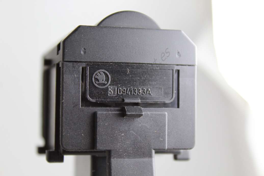 Interruptor de nivelación de faros Skoda Fabia 5J0941333A - foto 2