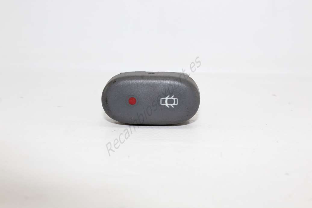 Interruptor del cierre centralizado Renault Clio 421818C DAV - foto 1