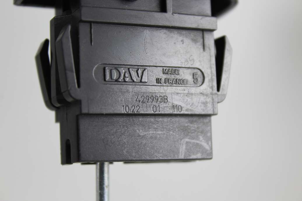 Interruptor del cierre centralizado Renault Megane 429993B DAV - foto 2