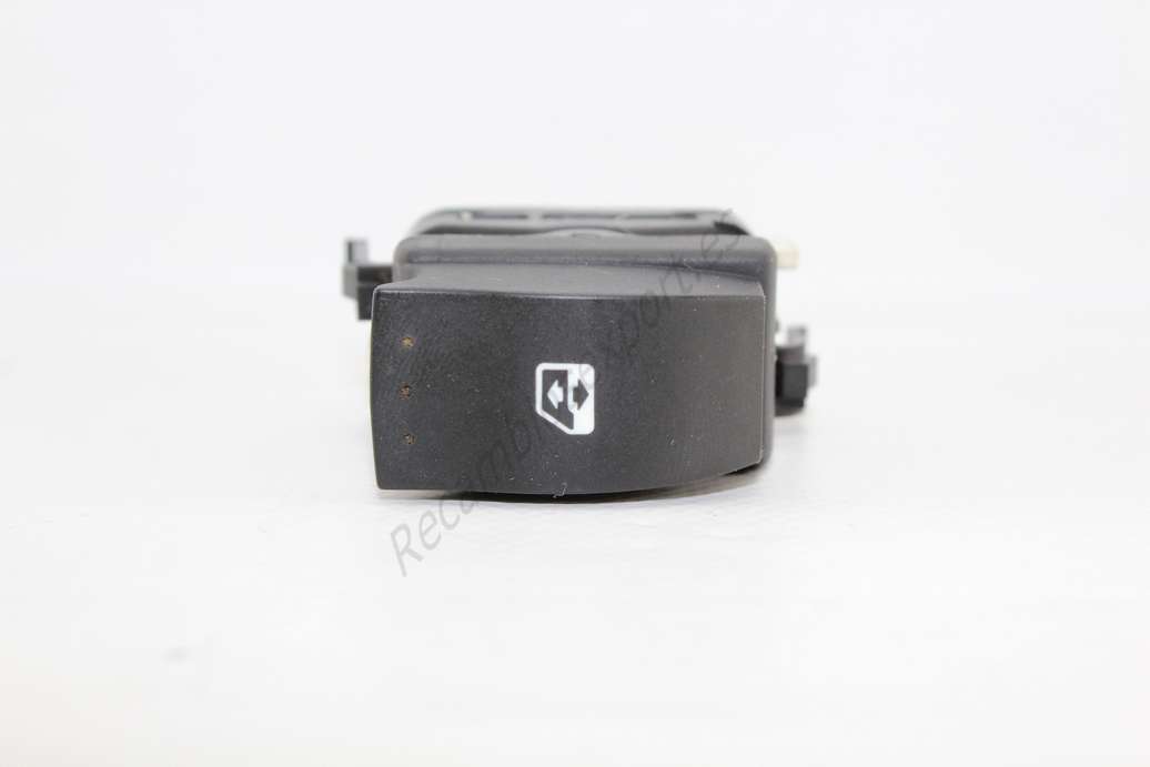 Interruptor elevalunas Renault Laguna 2648802 26488 02 002451B 219715H 2197 15H - foto 1