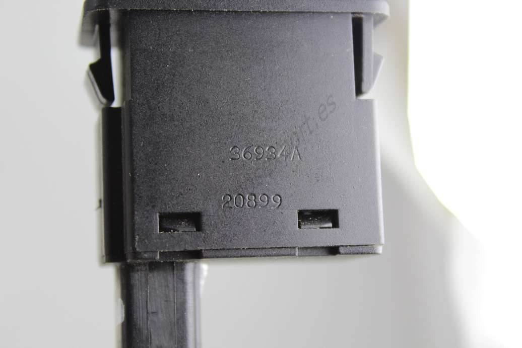 Mando de ajuste de luz altura Nissan Primera 36934A - foto 2