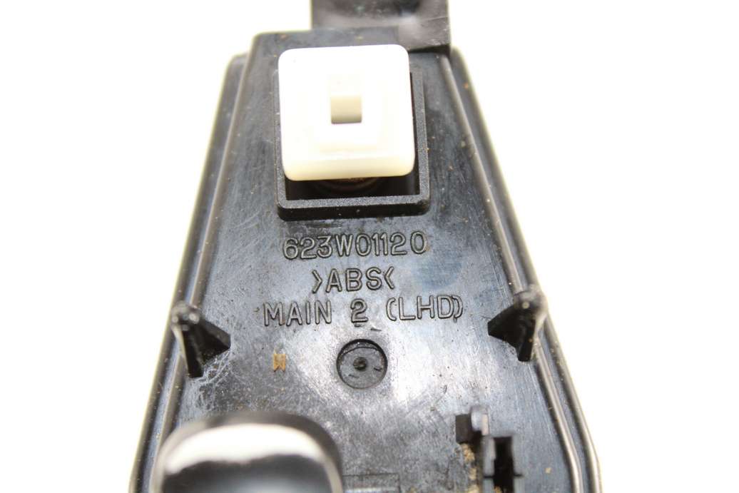 Mando de elevalunas Hyundai Lantra 623W01120 9357029050 93570-29050 Deco - foto 3