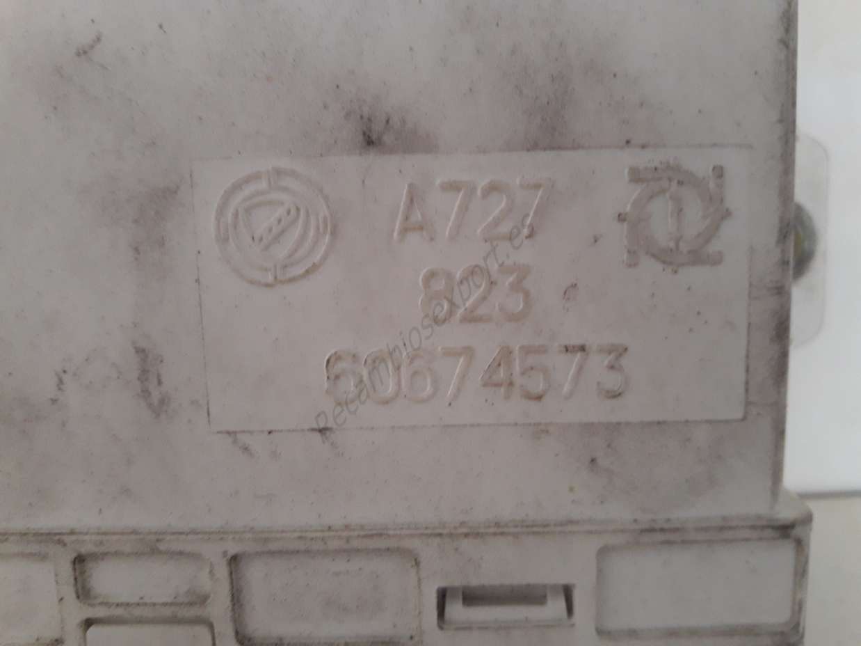 Modulo de luz Alfa Romeo 156 60674573 - foto 2