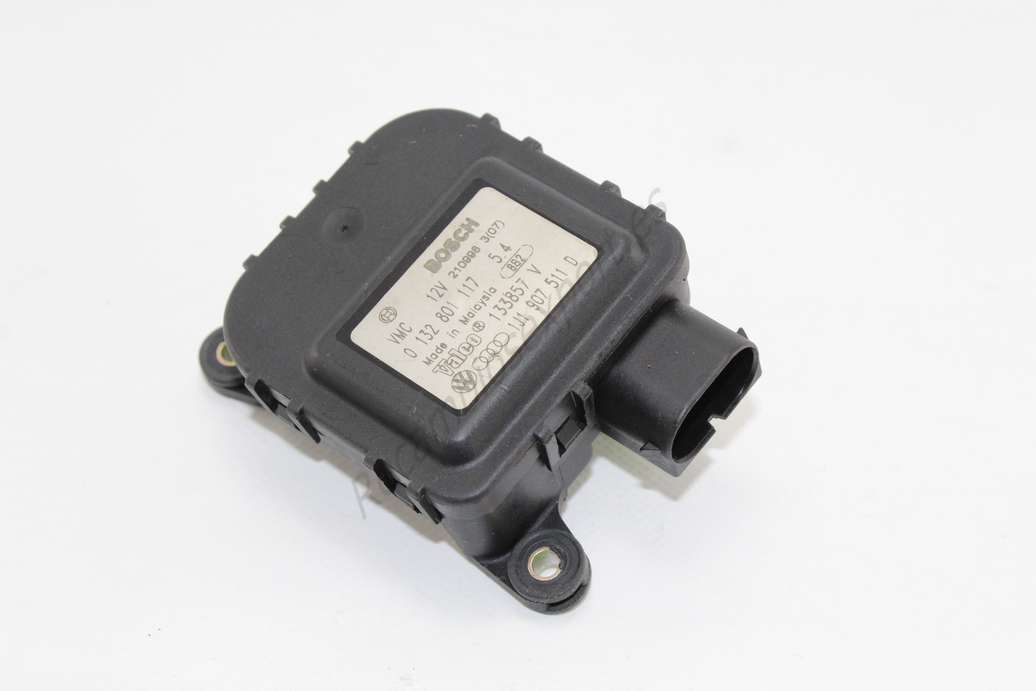 Motor calefaccion AUDI A3 1J1907511D 1J1 907 511 D 0132801117 0 132 801 117 - foto 1